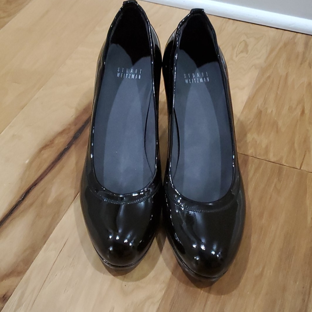 Stuart Weitzman Black Patent Pump